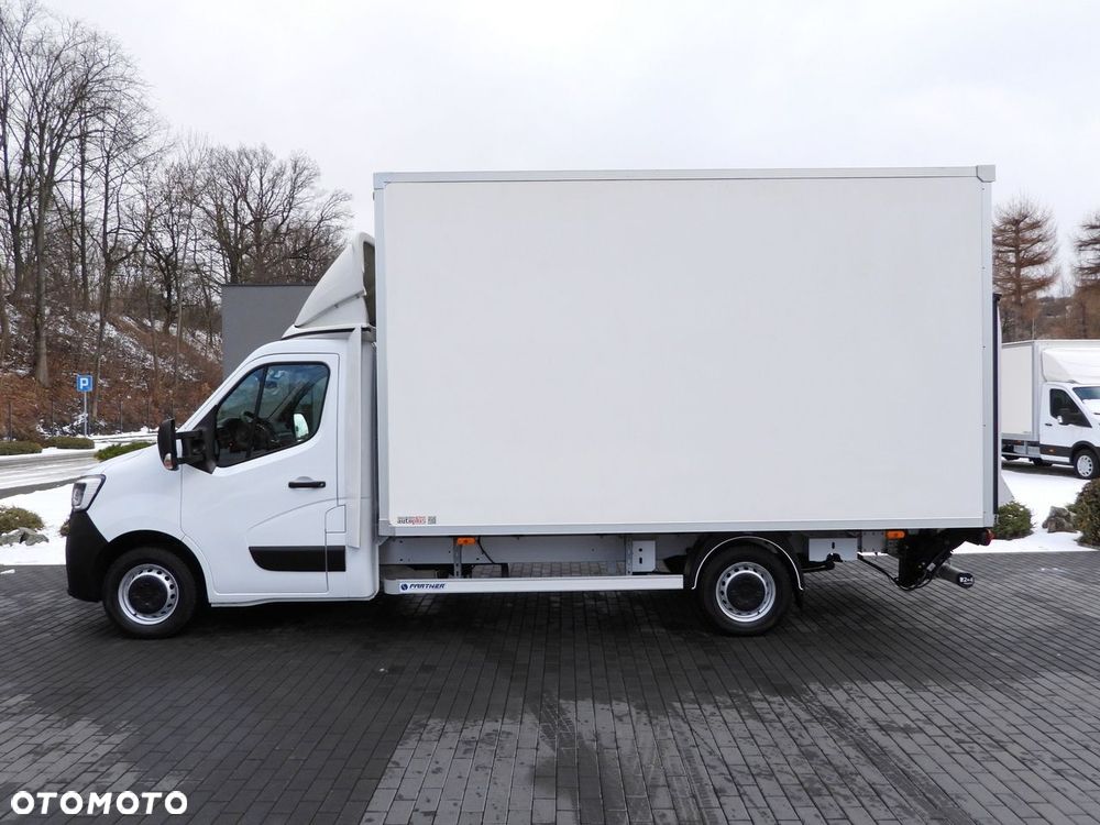 Renault MASTER KONTENER WINDA 8 PALET TEMPOMAT NAWIGACJA LEDY KLIMATYZACJA  165KM - 10