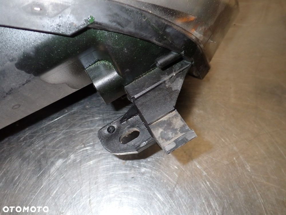 LAMPA LEWA PRZEDNIA CITROEN C4 PICASSO LIFT 1.6HDI - 7