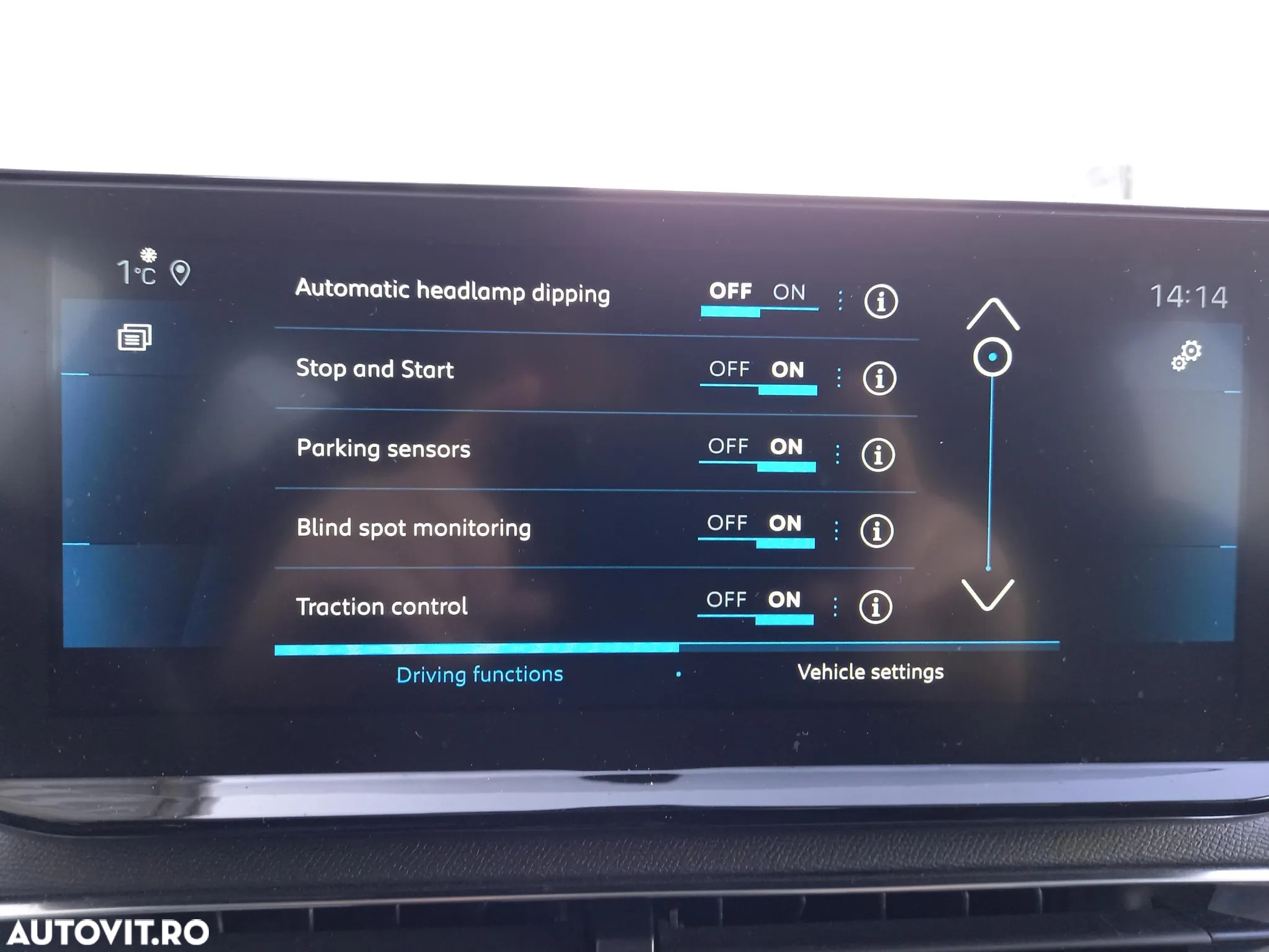 Peugeot 3008 1.5 BlueHDI S&S EAT8 Allure - 23