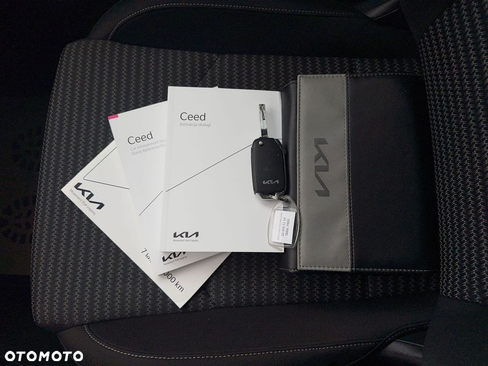 Kia XCeed - 32
