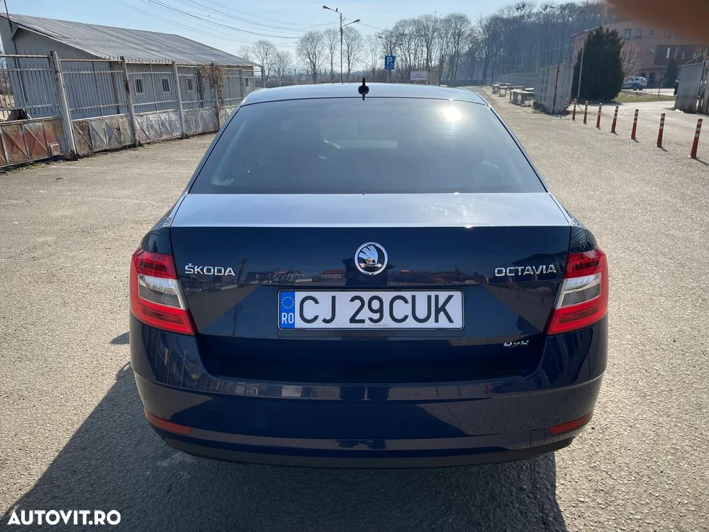 Skoda Octavia 2.0 TDI 4X4 Clever - 4