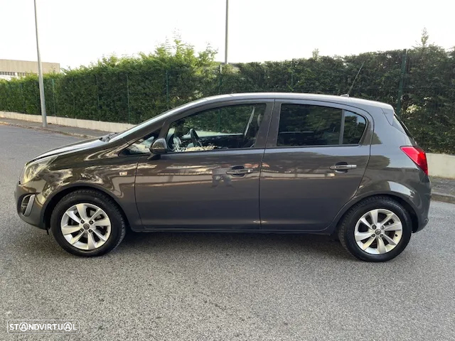 Opel Corsa 1.2 Go! FlexFuel - 4