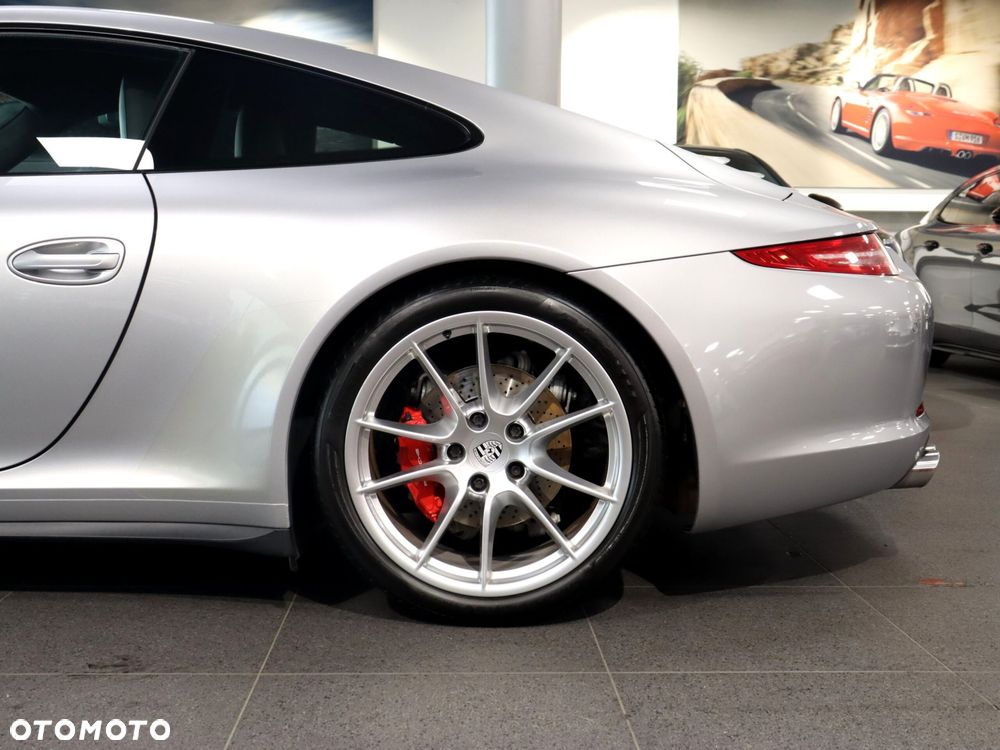 Porsche 911 Carrera 4S PDK - 12