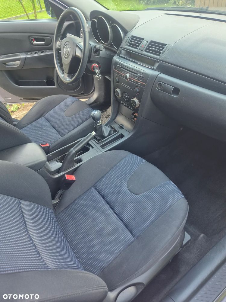 Mazda 3 - 8
