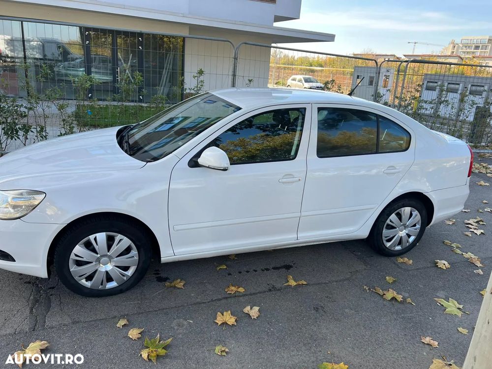 Skoda Octavia ver-1-6-tdi-ambition-dsg - 3