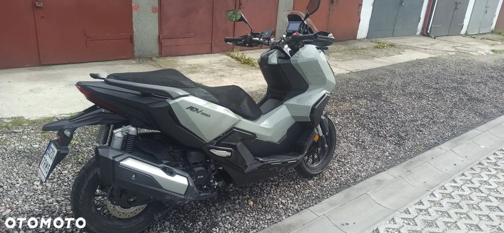 Honda ADV350 - 2
