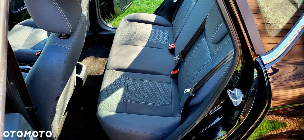 Ford Fiesta 1.25 Titanium X - 21