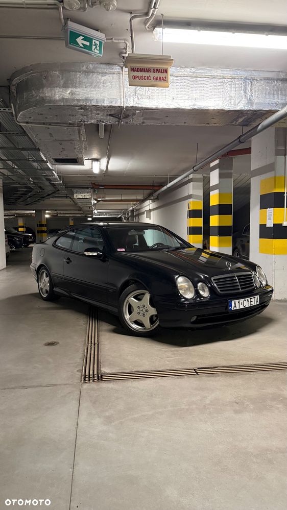 Mercedes-Benz CLK - 21