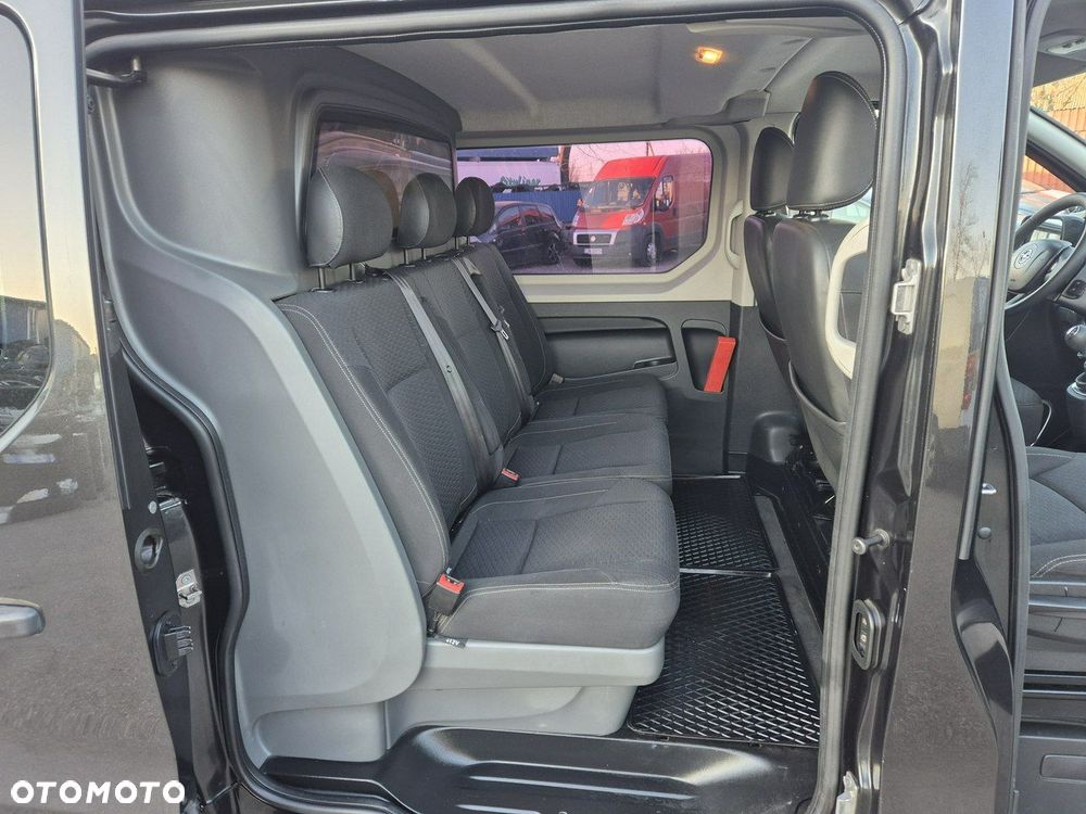 Opel Vivaro - 8