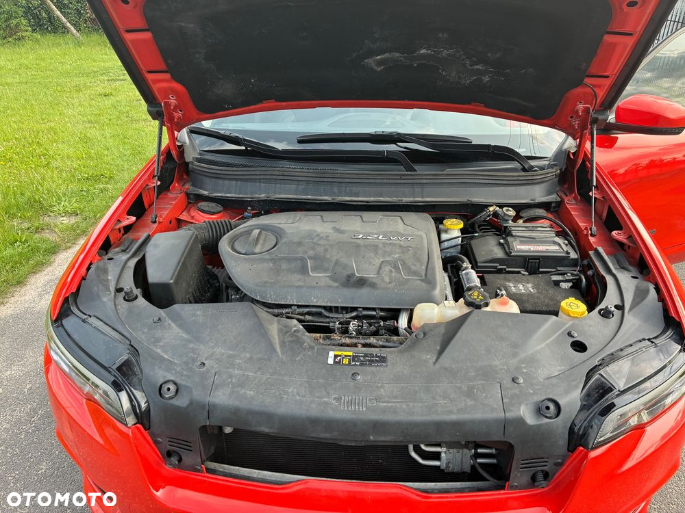 Jeep Cherokee - 16
