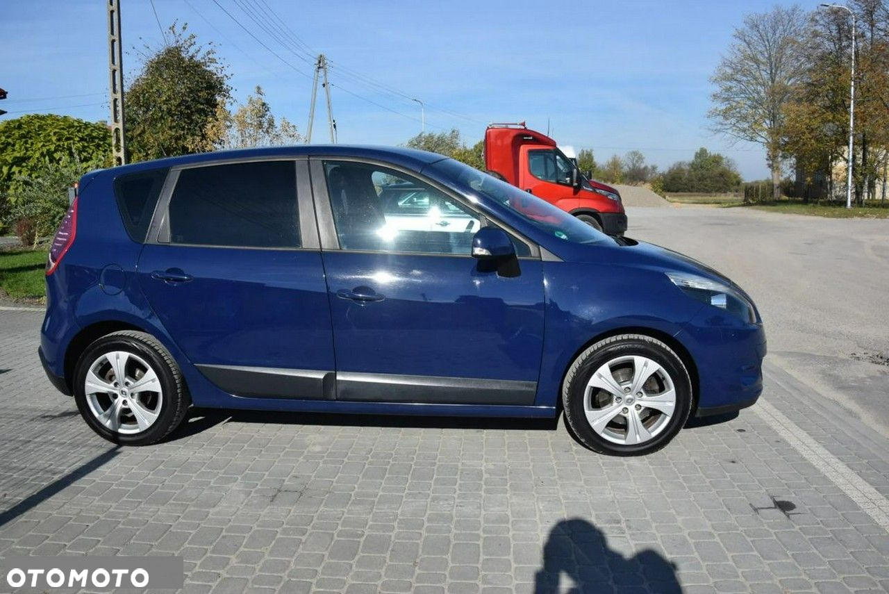 Renault Scenic 1.6 16V 110 Expression - 12
