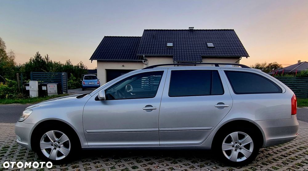 Skoda Octavia 1.8 TSI Elegance DSG - 9