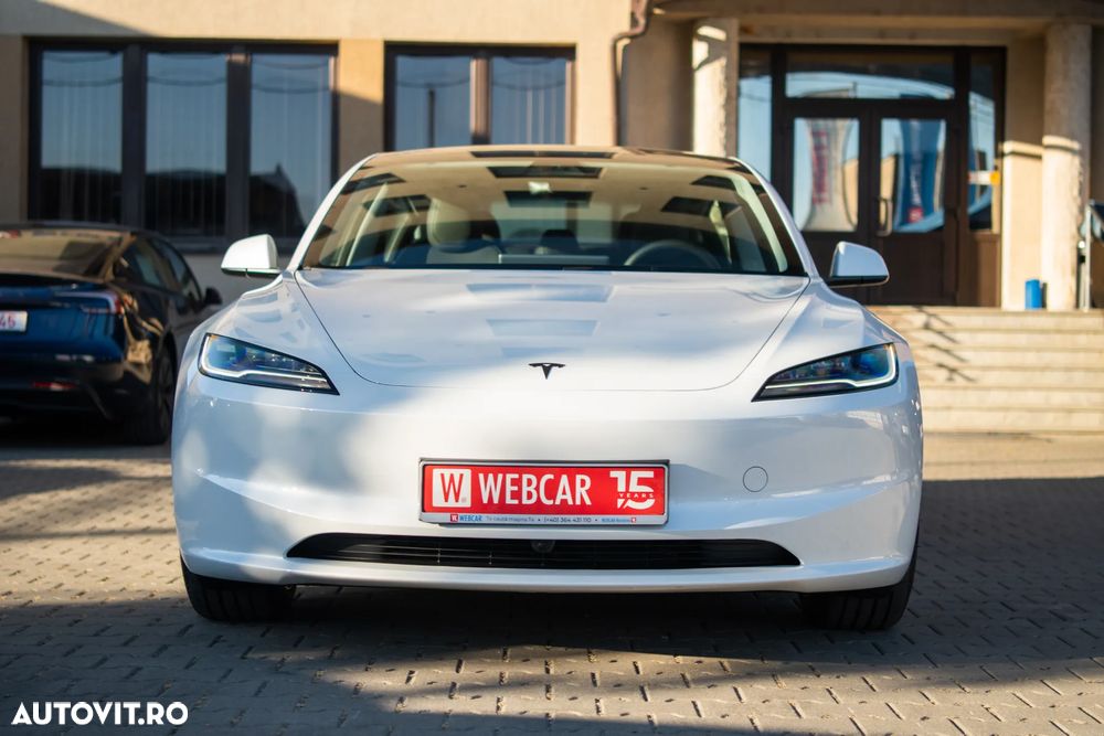 Tesla Model 3 Long Range AWD Premium - 2