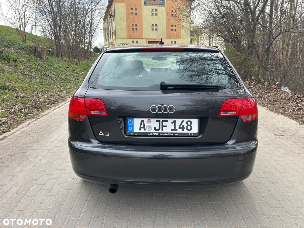 Audi A3 Sportback 1.6 Ambiente - 7