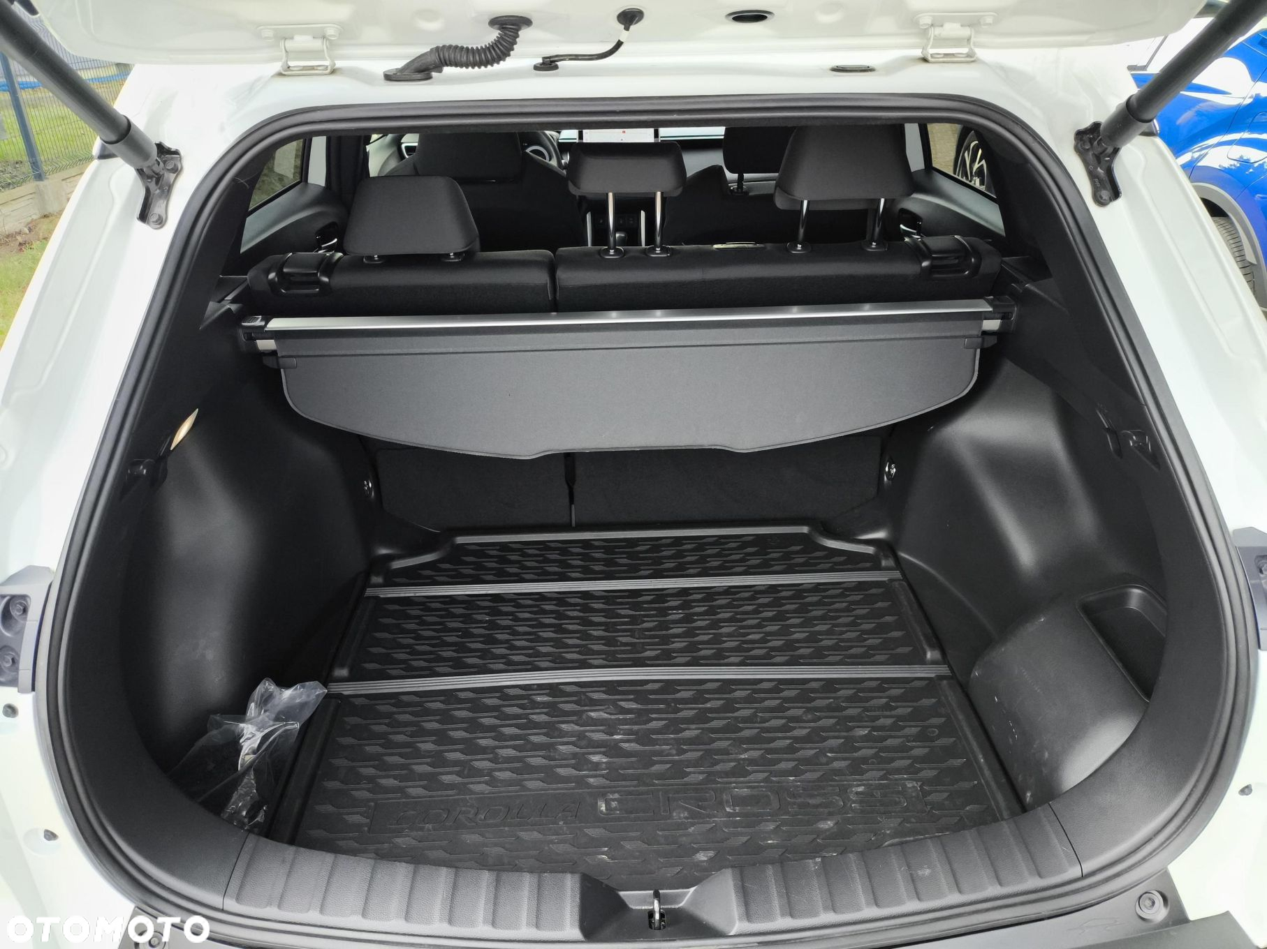 Toyota Corolla Cross 2.0 Hybrid Style - 13