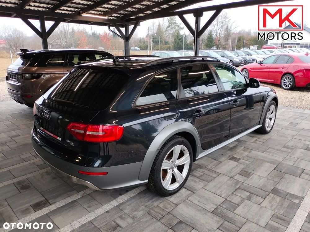 Audi A4 Avant 2.0 TDI DPF quattro S tronic Attraction - 4