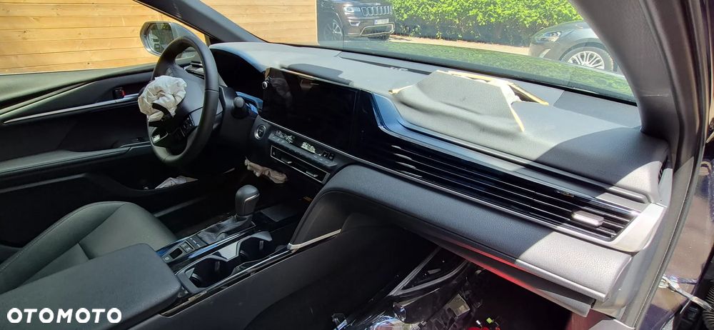 Toyota Camry 2.5 Hybrid Dynamic Force Prestige e-CVT - 8