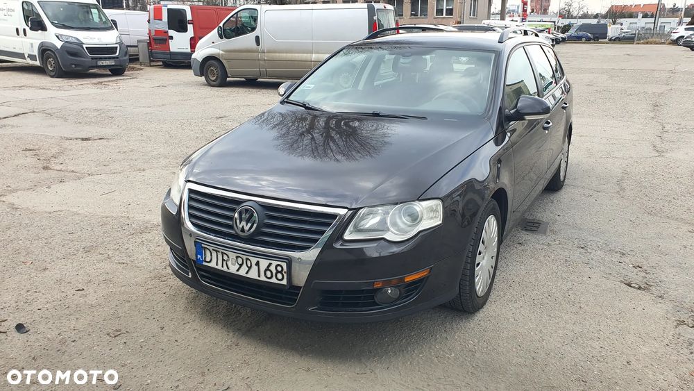 Volkswagen Passat 2.0 TDI Comfortline Optimum DSG - 2