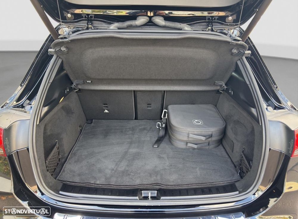 Mercedes-Benz EQA 250+ AMG Line - 16