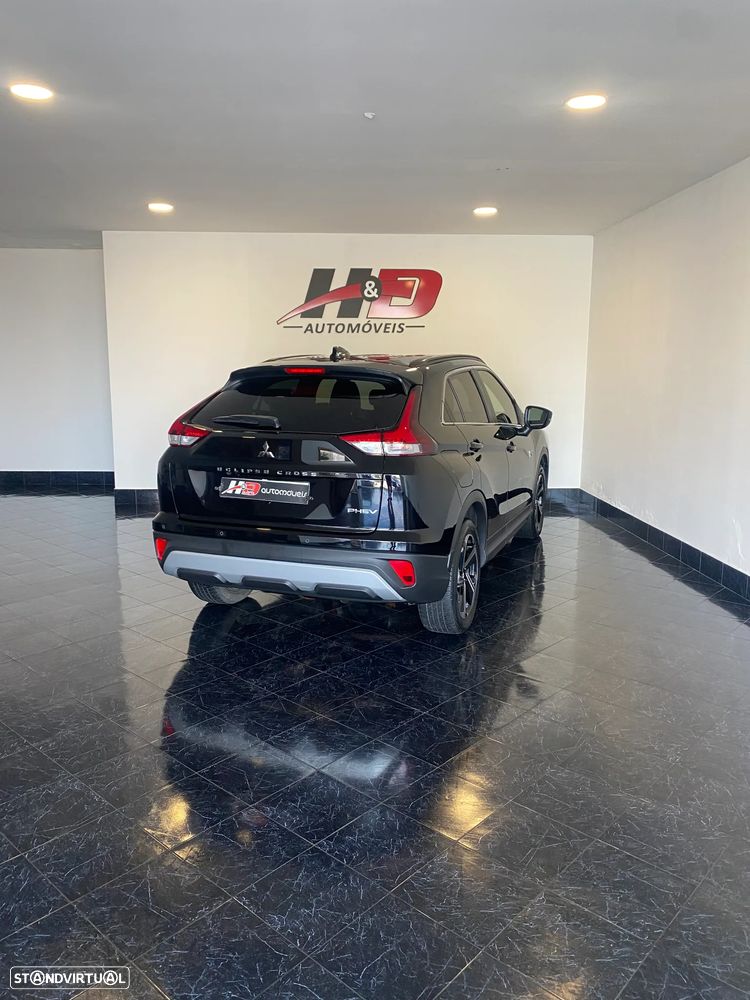 Mitsubishi Eclipse Cross 2.4 PHEV eMotion - 3