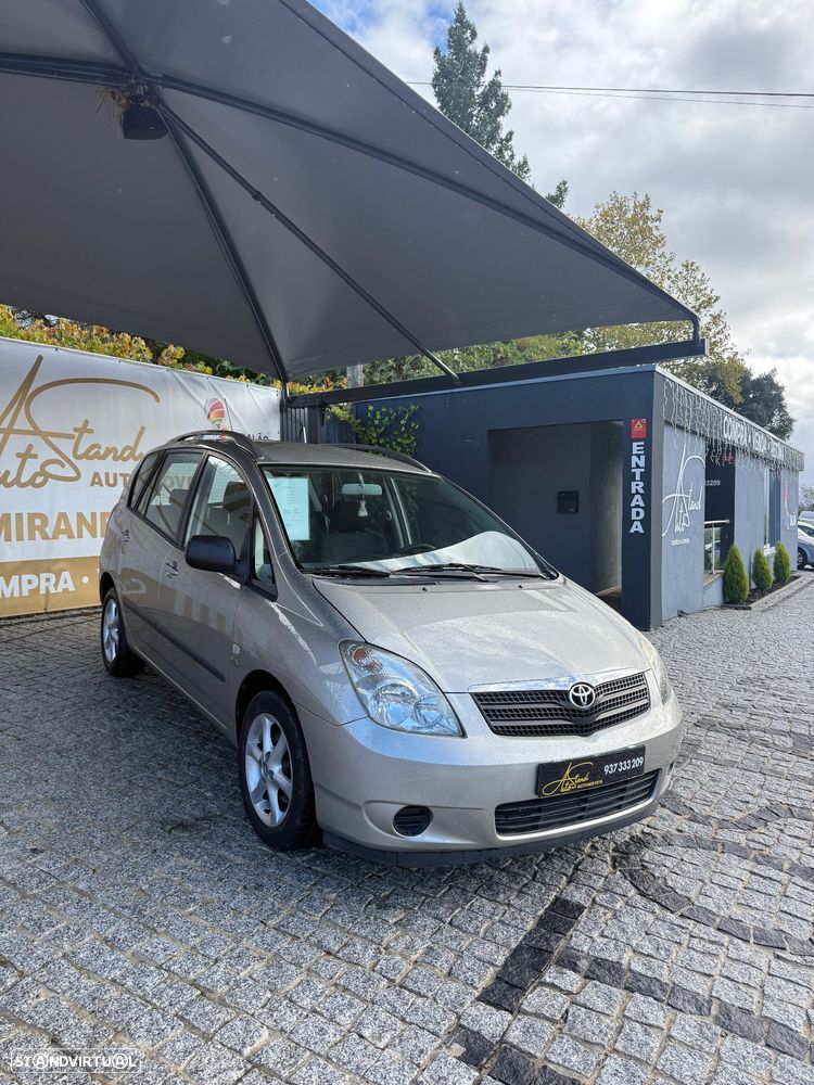 Toyota Corolla Verso 2.0 D-4D Sol - 1