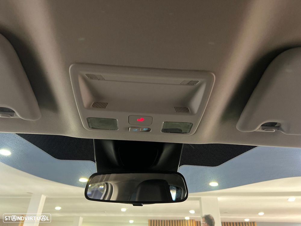 Ford Focus SW 1.0 EcoBoost Active - 24