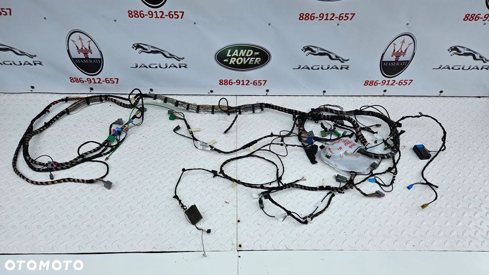 Jaguar XJ 351 Instalacja lewa komory bagażnika Wiązka tył lewy Przewody wzmacniacza Telewizorów  AW93-18C951-FG - 3