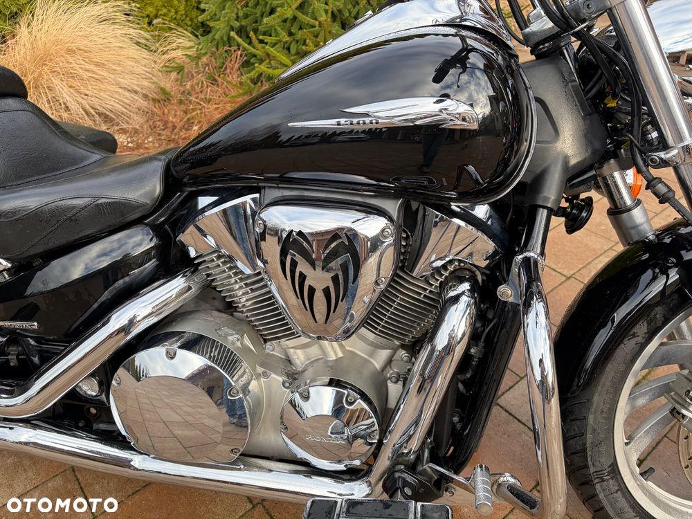 Honda VTX - 12
