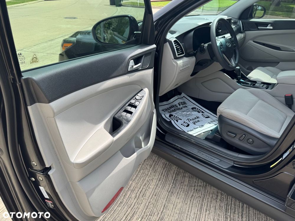 Hyundai Tucson - 16