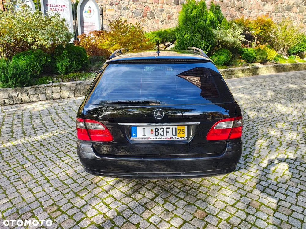 Mercedes-Benz Klasa E - 27