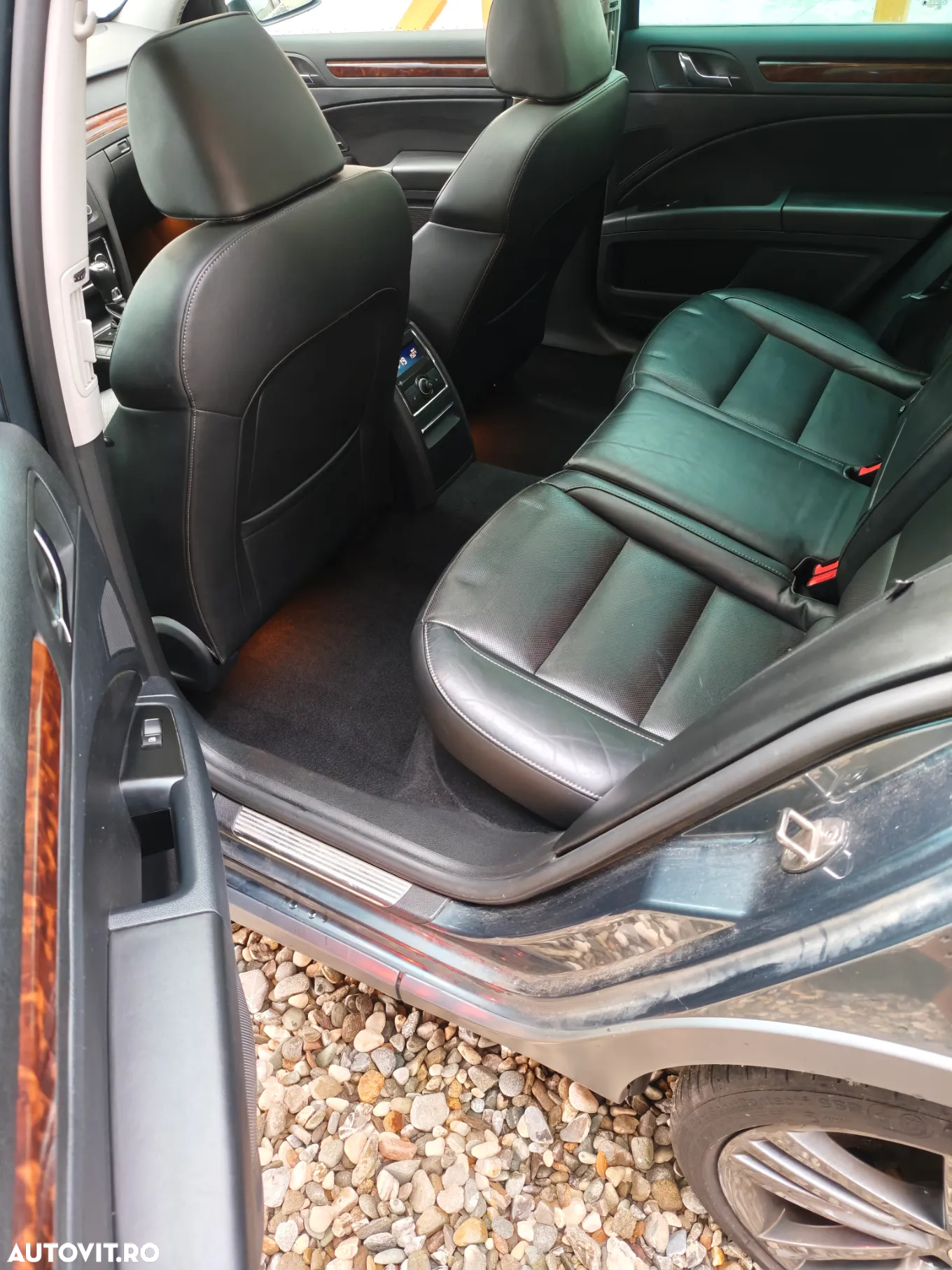 Skoda Superb 2.0 TDI Green tec 4x4 DSG Elegance - 17