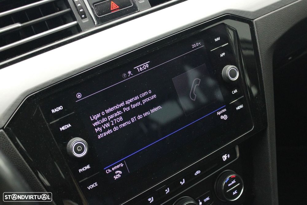 VW Passat Variant 2.0 TDI Business DSG - 22