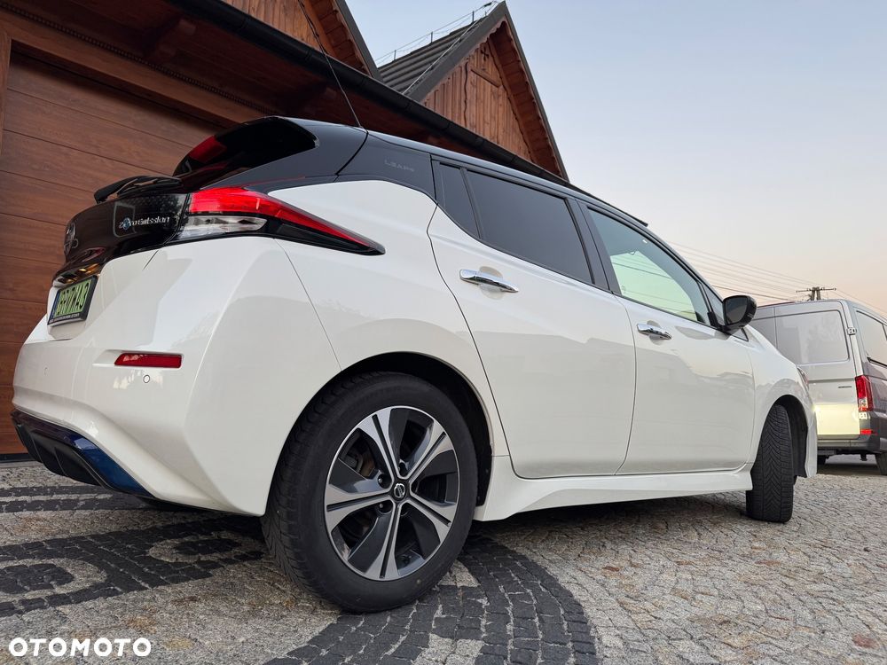 Nissan Leaf e+ 62kWh 10 - 11