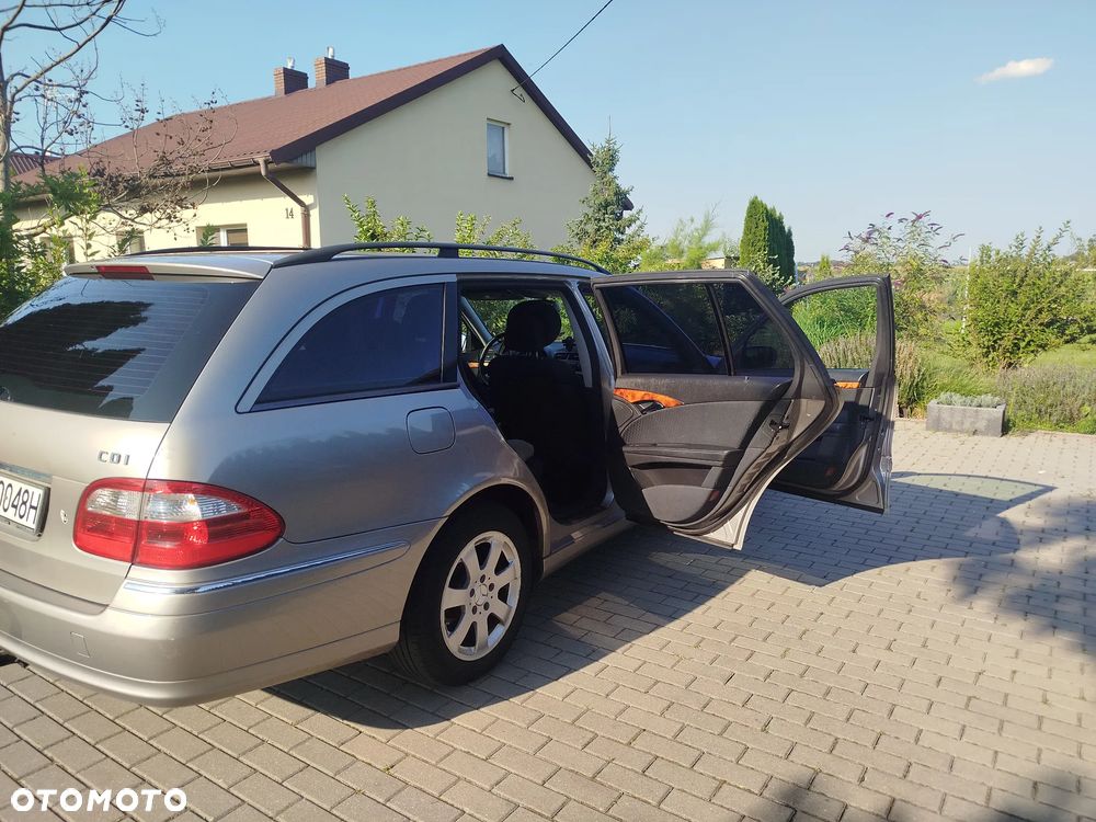 Mercedes-Benz Klasa E 220 CDI T Elegance - 5