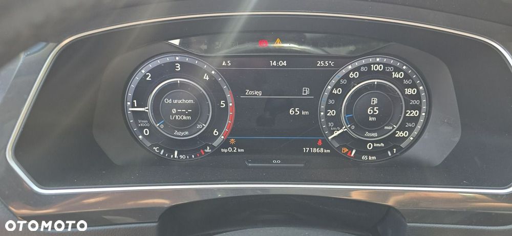 Volkswagen Tiguan - 24