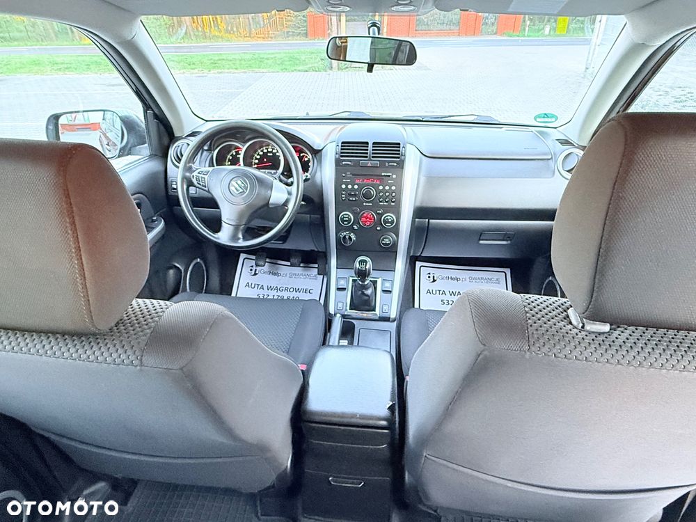 Suzuki Grand Vitara 1.9 DDiS Club DPF Family - 33