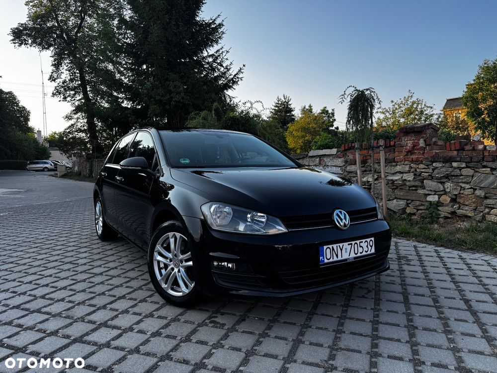 Volkswagen Golf 1.2 TSI BlueMotion Technology Comfortline - 1