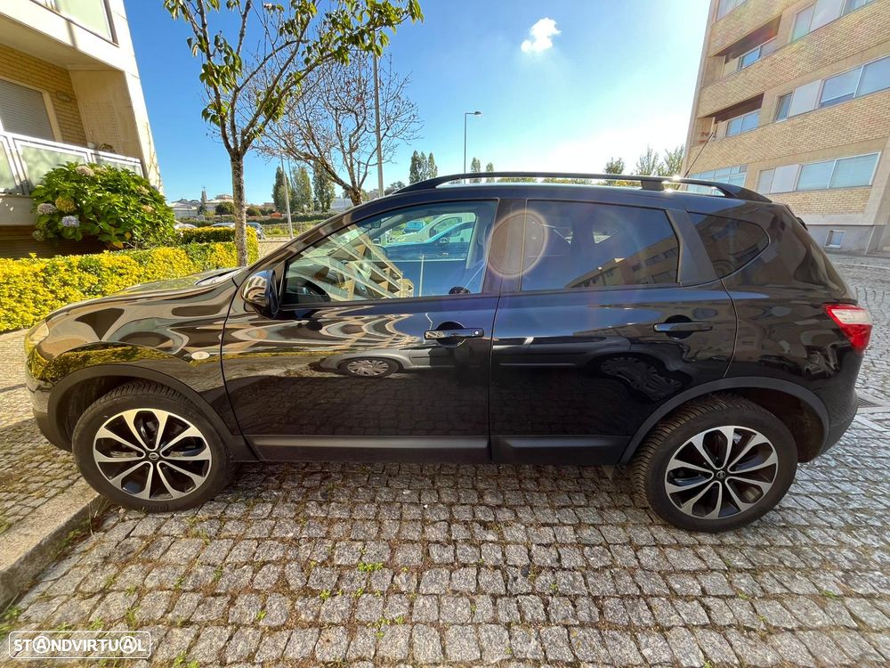 Nissan Qashqai 1.6 dCi Tekna J19 - 1