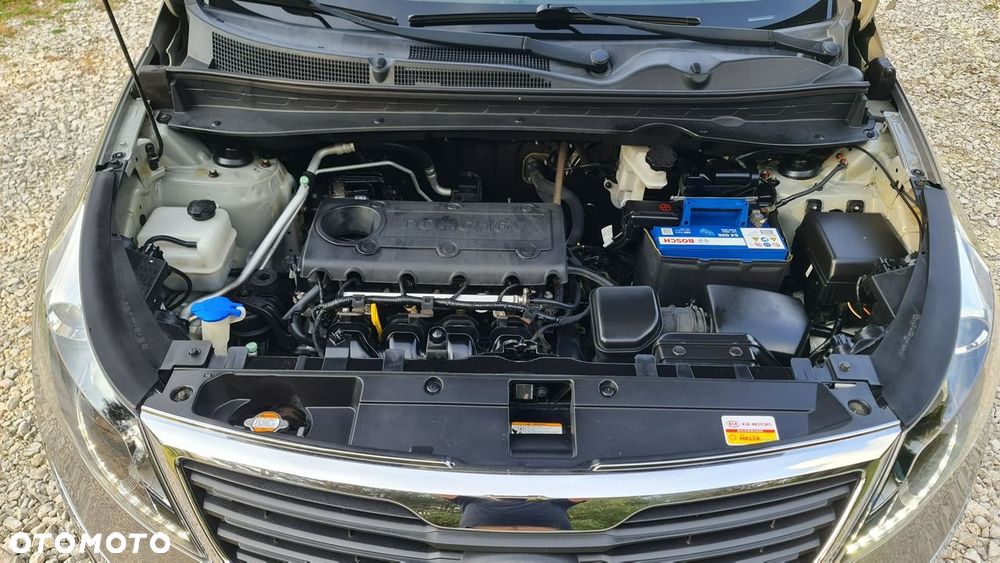 Kia Sportage 2.0 L 2WD - 33