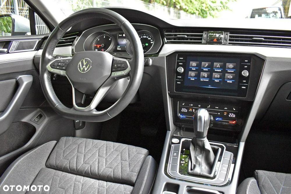 Volkswagen Passat Variant 2.0 TDI EVO Business DSG - 18