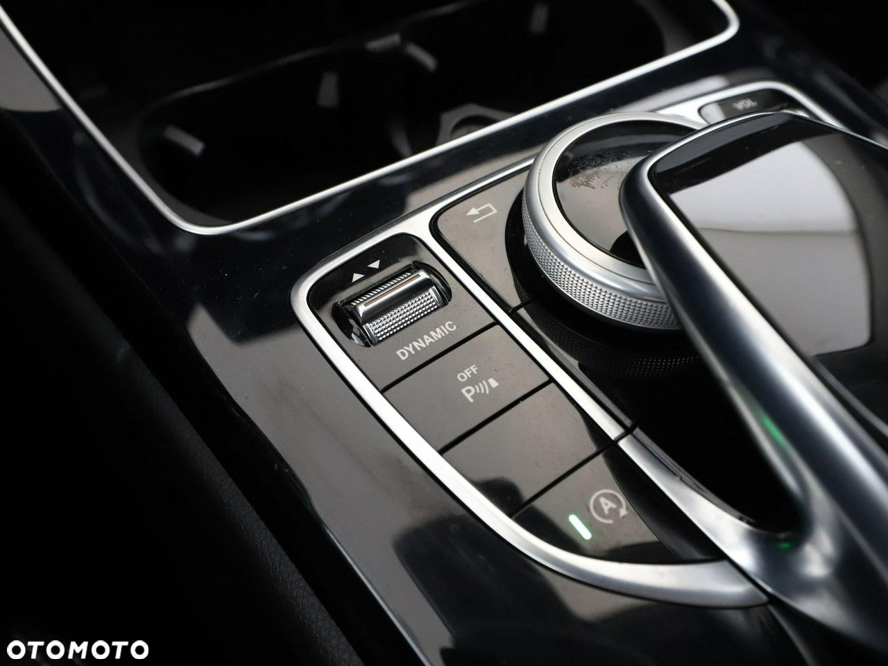 Mercedes-Benz Klasa C 180 T 7G-TRONIC Avantgarde - 28
