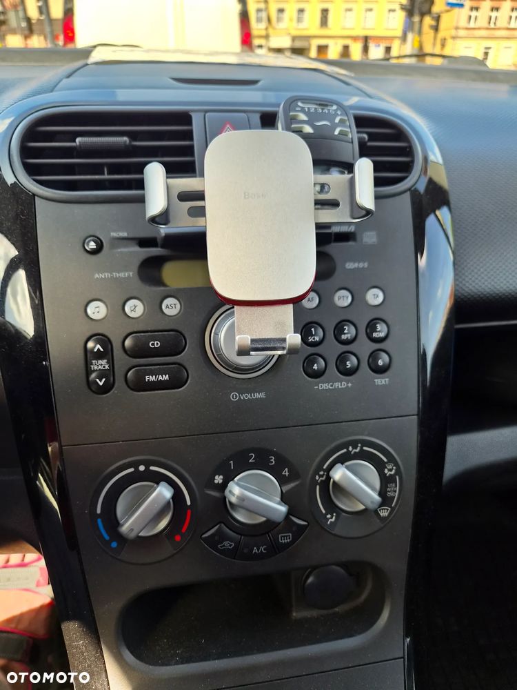 Suzuki Splash 1.0 Club - 2