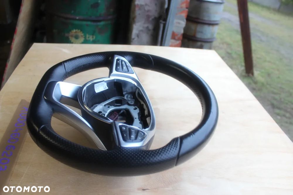 KIEROWNICA MULTIFUNKCJA SKÓRA ŁOPATKI MERCEDES W213 A0004606203 2018 - 6