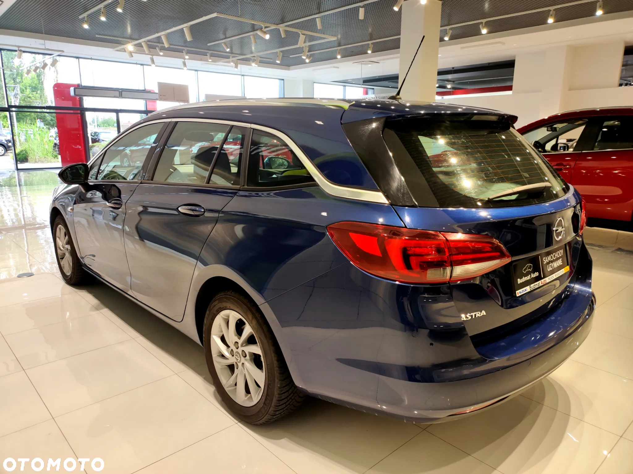 Opel Astra V 1.2 T Elegance S&S - 3