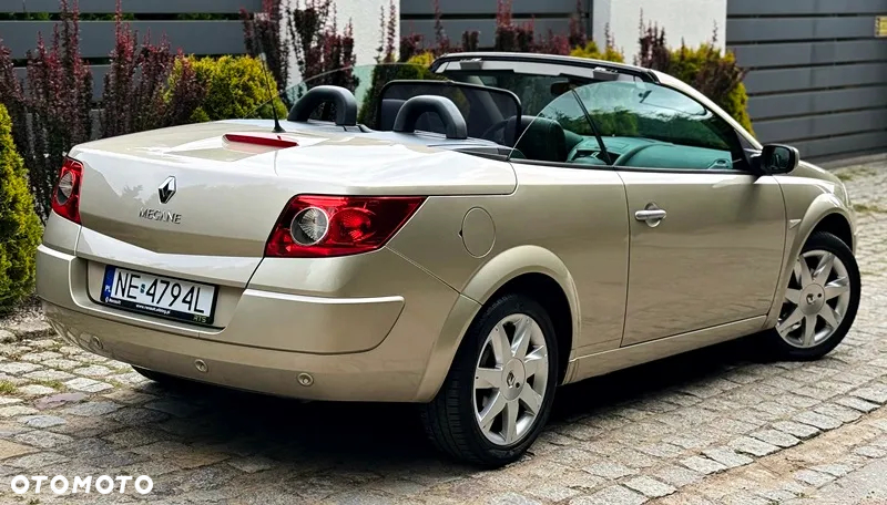 Renault Megane 1.6 Coupe-Cabriolet Privilege - 3