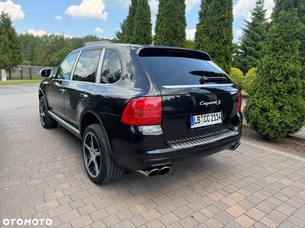 Porsche Cayenne - 3