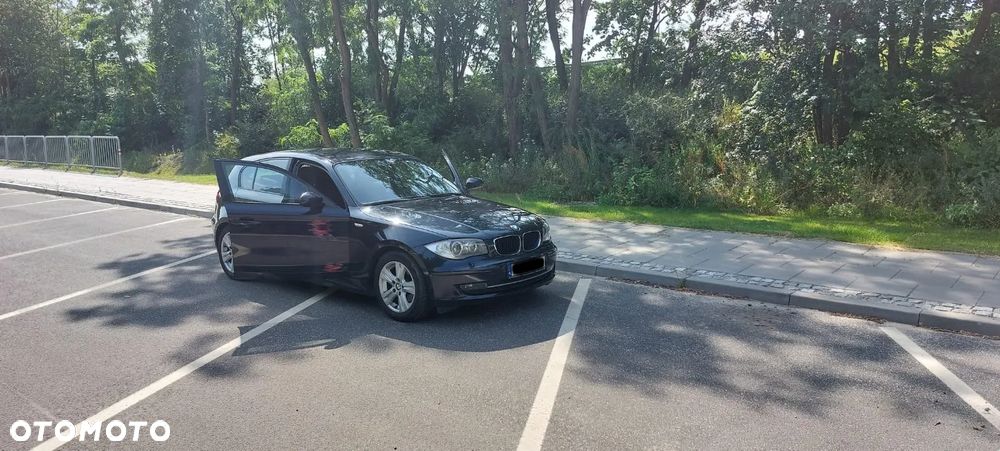 BMW Seria 1 120i - 2