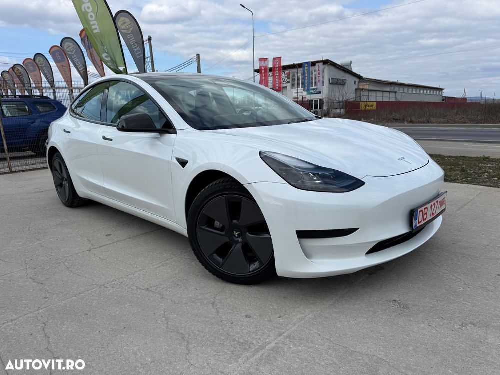 Tesla Model 3 RWD - 2