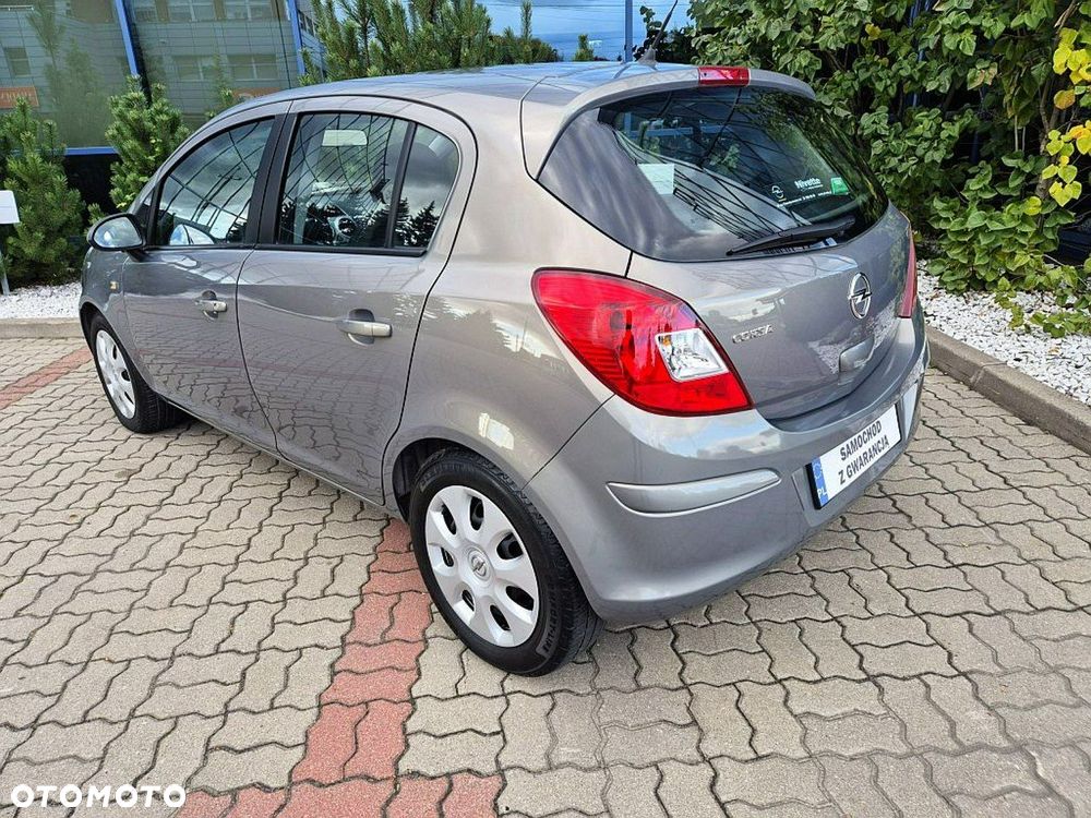 Opel Corsa - 18