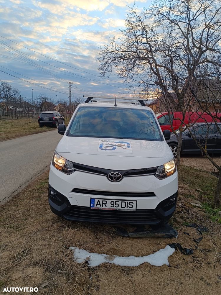 Toyota Proace - 1